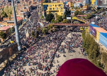 Bolívia registra 23 bloqueios e marchas antigoverno chegam a La Paz