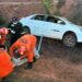 Mãe capota carro ao levar filhos para creche na MT-242