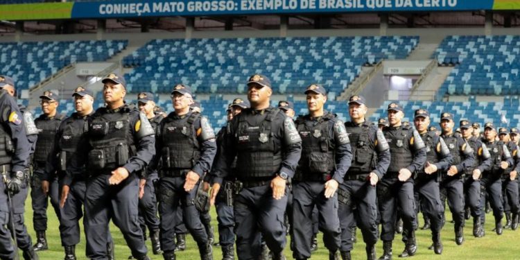 Governo de MT convoca 450 aprovados em concurso da Polícia Militar